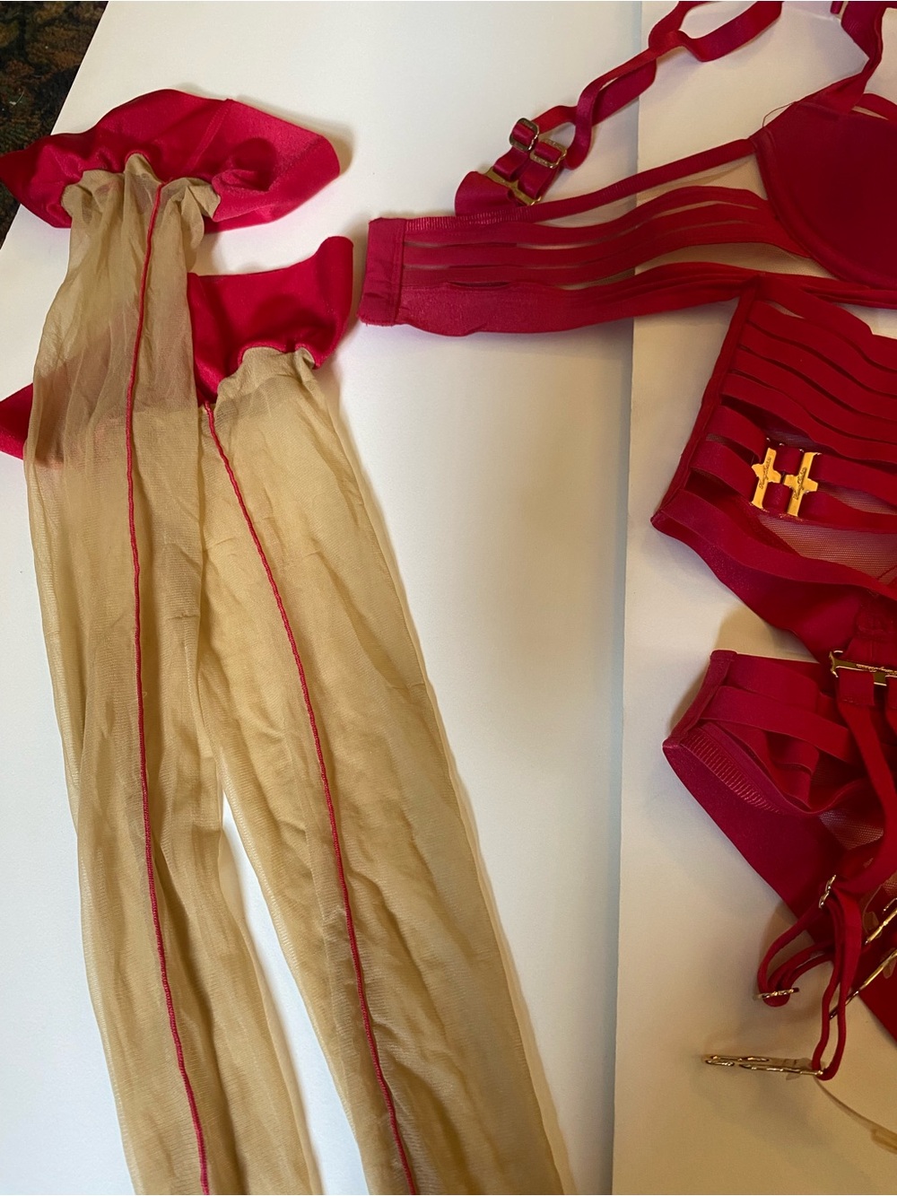 LINDA C Red 4-Piece Lingerie Set: Bra + Brief + Suspender/Garter Belt / 34D-L-L - Picture 5 of 14